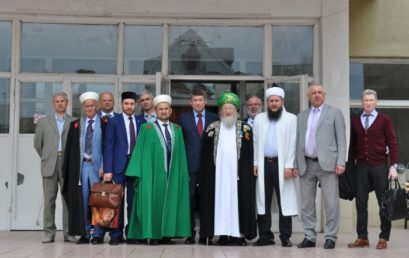 13 мая Астраханский государственный медицинский университет посетил председатель Центрального духовного управления мусульман (ЦДУМ) России Талгат Таджуддинов