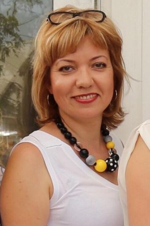 Белякова Белякова