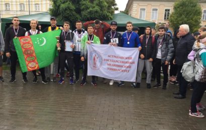 Участие сборной команды Астраханского ГМУ в легкоатлетической эстафете, посвященной Дню города Астрахани