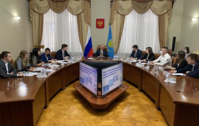 Студентка Астраханского ГМУ приняла участие в рабочем совещании вице-губернатора
