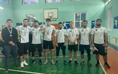 Студенты Астраханского ГМУ завоевали бронзу в волейболе