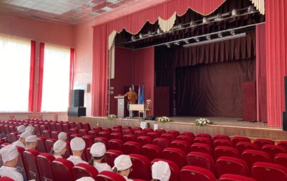 Первокурсников Астраханского ГМУ познакомили со студенческим самоуправлением
