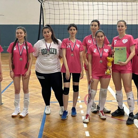 Команда Астраханского ГМУ –  серебряные призеры волейбольной лиги Астраханской области