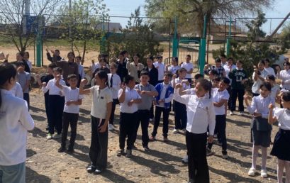 Студенты Астраханского ГМУ рассказали школьникам о здоровом образе жизни