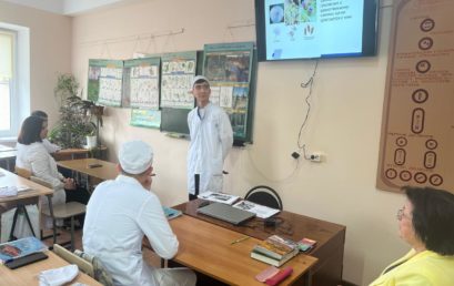 Заседание студенческого научного кружка на кафедре биологии и ботаники
