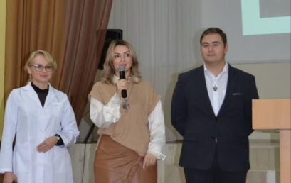 Сотрудники Астраханского ГМУ рассказали школьникам об особенностях обучения медицине