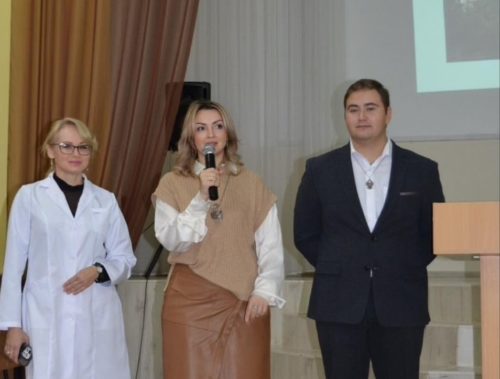 Сотрудники Астраханского ГМУ рассказали школьникам об особенностях обучения медицине Сотрудники Астраханского ГМУ рассказали школьникам об особенностях обучения медицине