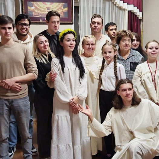 Студенты-медики в Доме Актёра