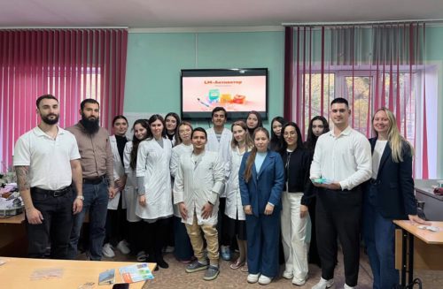 В Астраханском ГМУ состоялся межрегиональный научно-практический семинар «Основы тейпирования в ортодонтии» В Астраханском ГМУ состоялся межрегиональный научно-практический семинар «Основы тейпирования в ортодонтии»