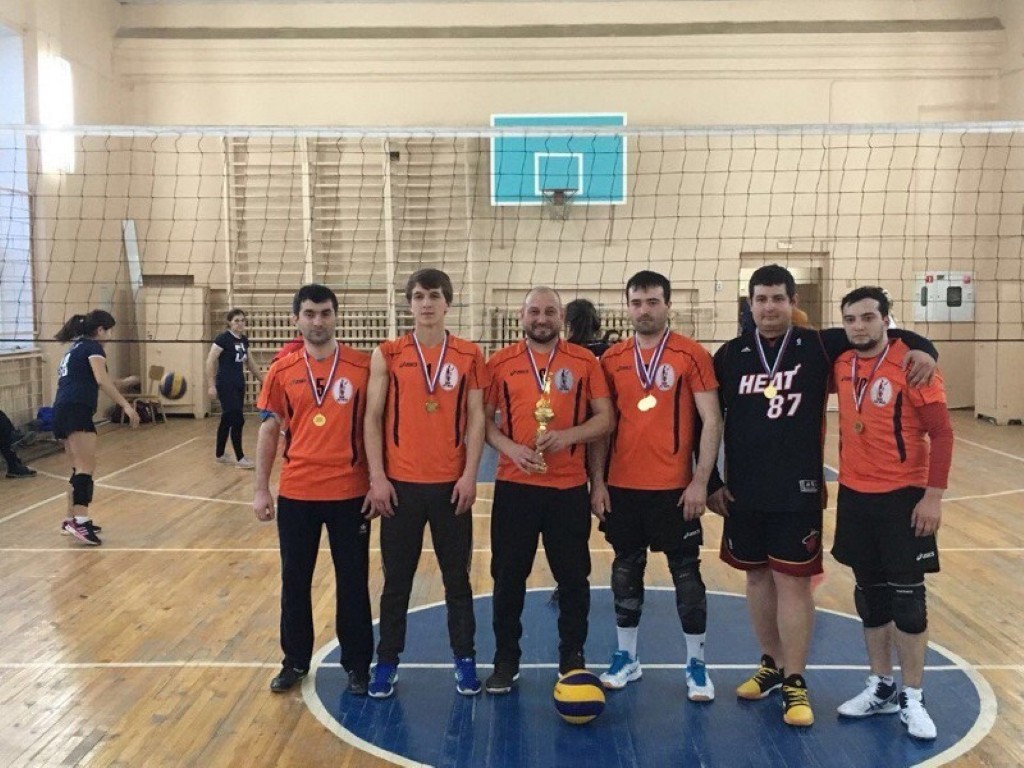 Кубок по волейболу среди сотрудников и студентов Астраханского ГМУ