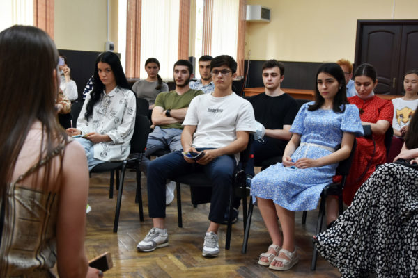 Встреча студентов Астраханского ГМУ с амбассадором  форума “Таврида Art”