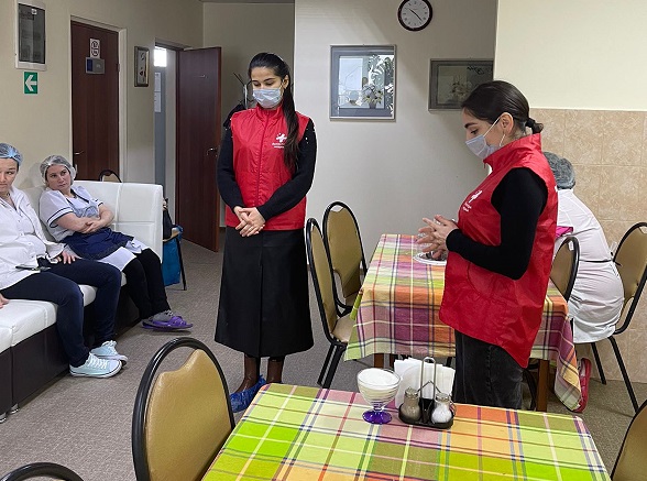 Волонтеры-медики провели обучение против РМЖ для сотрудников КОП “Мелия-999”