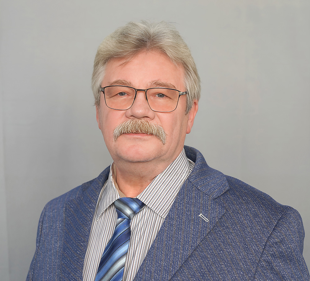 Попов Евгений Антонович