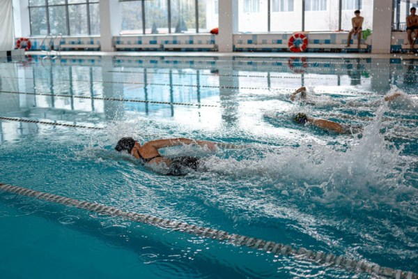 Студенты Астраханского ГМУ – призеры соревнований по плаванию