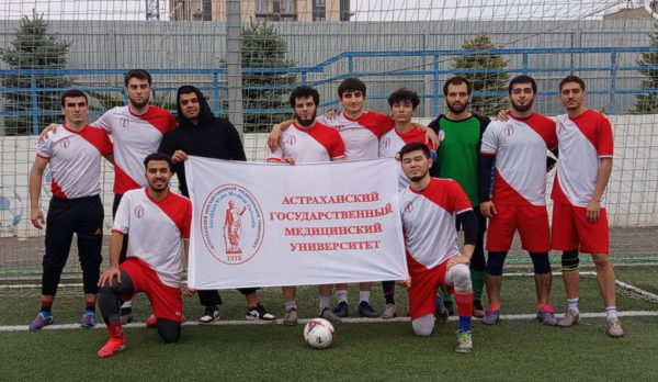 Студенты Астраханского ГМУ – серебряные призеры турнира по футболу