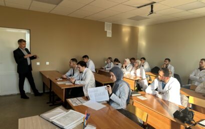 В Астраханском ГМУ состоялась профнавигационная встреча с клиническими ординаторами