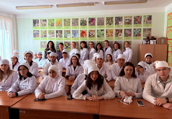 Научно-образовательный семинар на тему «Стратегия поиска новых антибактериальных средств»