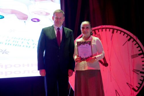 Торжественные моменты праздничного спектакля «5 минут и мы стартуем!»