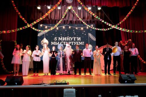 Астраханский государственный медицинский университет погрузился в атмосферу новогоднего карнавала