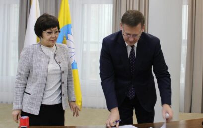 Астраханский ГМУ и Элистинская гимназия подписали соглашение о сотрудничестве