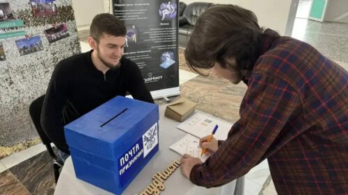 В Астраханском ГМУ в День Наставника прошла акция «Почта признания»: теплые слова нашли своих адресатов!