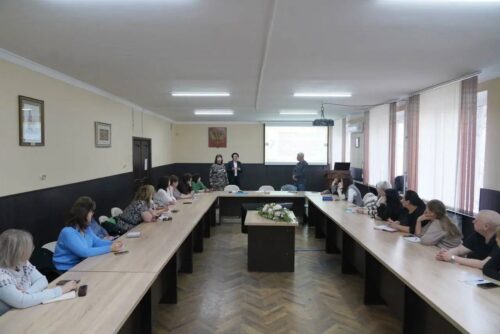 Круглый стол, посвящённый практической реализации Федерального закона от 23.05.2025 № 108-ФЗ на уровне клинико-диагностических лабораторий