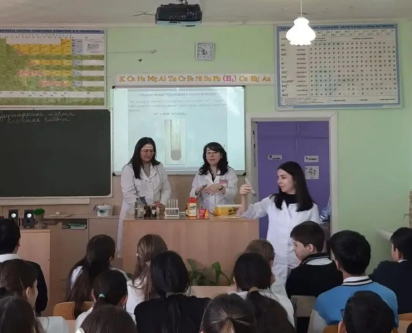 Преподаватели Астраханского ГМУ провели выездные мастер-классы для школьников