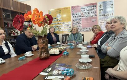 В центр истории Астраханского ГМУ переданы новые экспонаты и редкие издания