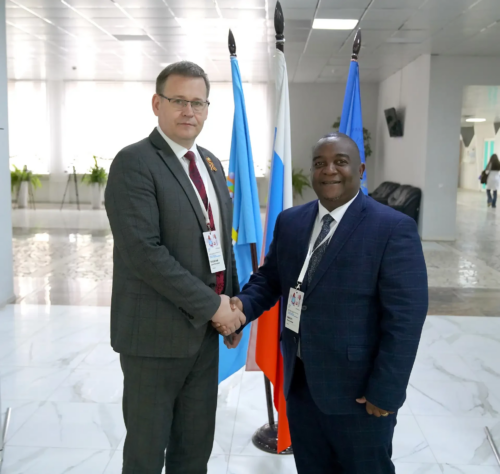 В Астраханском ГМУ состоялась встреча с руководителем клиники округа Килифи Республики Кения Г.К. Ангоре