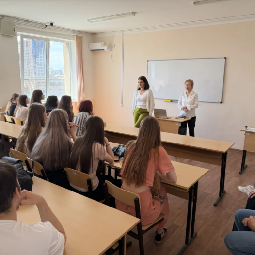 В Астраханском ГМУ состоялся день профессиональной ориентации для учащихся медицинских классов