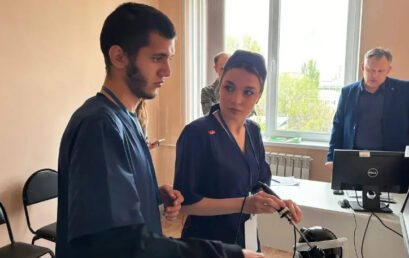 Преподаватели кафедры акушерства и гинекологии лечебного факультета выступили в роли судей на Прикаспийской студенческой олимпиаде по хирургии