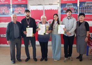 Команда Астраханского ГМУ заняла 2-е место среди 17 команд на региональных соревнованиях по русским шашкам