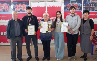 Команда Астраханского ГМУ заняла 2-е место среди 17 команд на региональных соревнованиях по русским шашкам