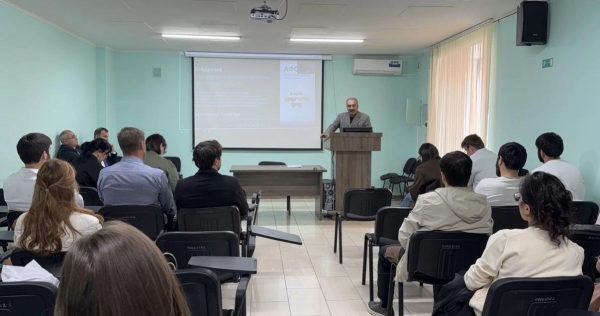 В Астраханском ГМУ на стоматологическом факультете стартовала Межрегиональная образовательная неделя «Здоровая улыбка — счастливая жизнь!»